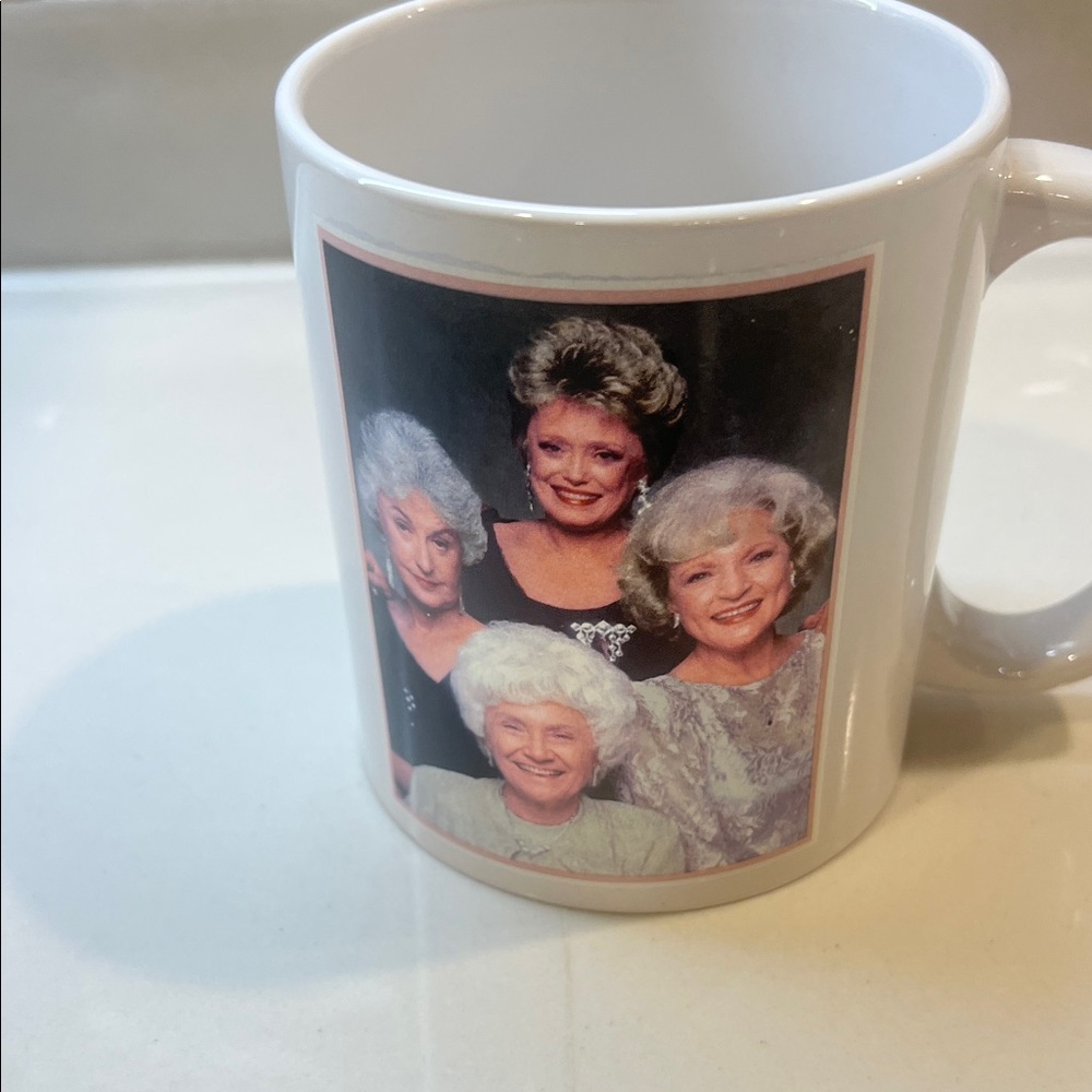 Classic Golden Girls TV Show White Ceramic Mug New! - Picture 5 of 7